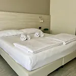 Astoria 2* 토리델베나코