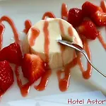 호텔 Astoria