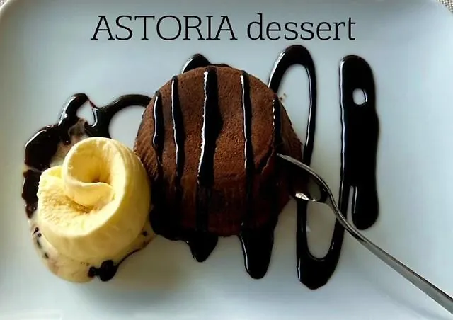Astoria Hotel Torri Del Benaco