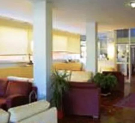 Astoria Hotel 2*