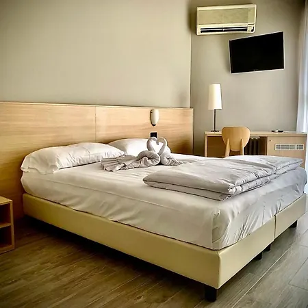 酒店 Astoria 托里德尔贝纳科