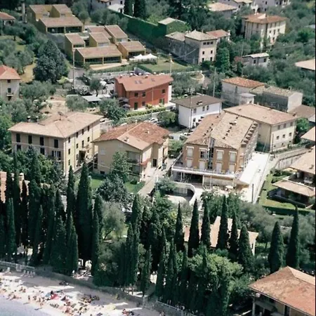 Hotel Astoria 2*