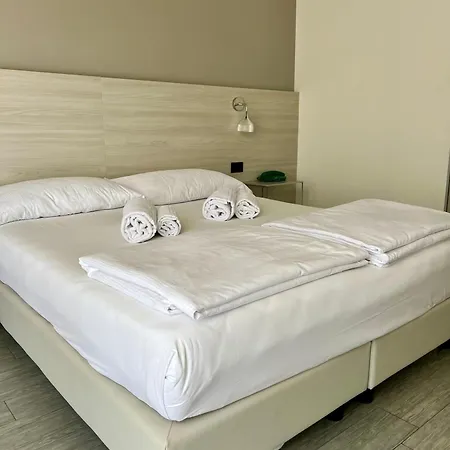 Astoria 2* 托里德尔贝纳科